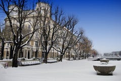 Construção continental e neve em Rijeka, Croácia imagens de stock Construção continental e neve em Rijeka, Croácia imagens de stock