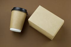 copo de papel da vista superior e caixa de cartão imagens de stock copo de papel da vista superior e caixa de cartão imagens de stock