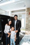Coppia la famiglia di affari con il loro bambino immagine stock Coppia la famiglia di affari con il loro bambino immagine stock