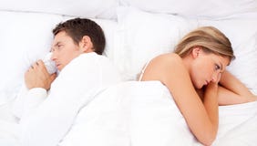 Coppie tristi che hanno un argomento immagine stock Coppie tristi che hanno un argomento immagine stock