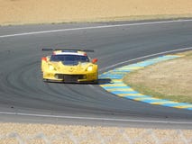 Corsa della corsa gialla fotografia stock libera da diritti Corsa della corsa gialla fotografia stock libera da diritti