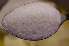 Cottura del dolce, unità di elaborazione del formaggio per produrre pasta, ciotola profonda del metallo cucchiaio di zucchero, co immagine stock Cottura del dolce, unità di elaborazione del formaggio per produrre pasta, ciotola profonda del metallo cucchiaio di zucchero, co immagine stock