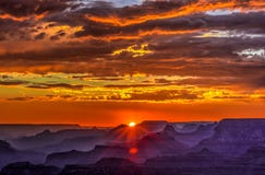 Coucher Du Soleil Dor Au Point De Lipan Grand Canyon