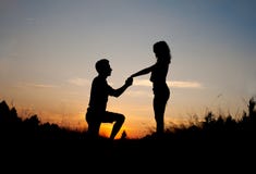 Coucher du soleil de proposition de mariage image libre de droits Coucher du soleil de proposition de mariage image libre de droits