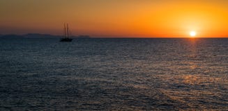 Coucher du soleil scénique dans le ¹ de CefalÃ, Sicile, Italie du sud photo stock Coucher du soleil scénique dans le ¹ de CefalÃ, Sicile, Italie du sud photo stock