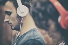 Couple Listening To Music Royalty Free Stock Photography