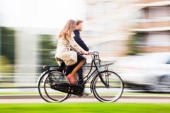 Couple Riding Bicycle Royalty Free Stock Images Couple Riding Bicycle Royalty Free Stock Images