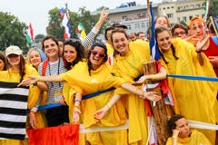 CRACOVIA, POLONIA - 2016: Cracovia Blonia, giorno 2016, yo della gioventù del mondo fotografie stock libere da diritti CRACOVIA, POLONIA - 2016: Cracovia Blonia, giorno 2016, yo della gioventù del mondo fotografie stock libere da diritti