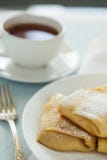 Crepes con requesón imagen de archivo Crepes con requesón imagen de archivo