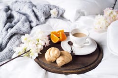 Croissant And Coffee Cup Royalty Free Stock Photography Croissant And Coffee Cup Royalty Free Stock Photography