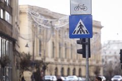 Crosswalk i bicyklu znaki obrazy stock Crosswalk i bicyklu znaki obrazy stock