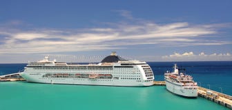 Cruiseport Royalty Free Stock Photos