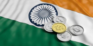 Cryptocurrency w India Złoty bitcoin i rozmaitość srebne wirtualne monety na India zaznaczamy tło ilustracja 3 d royalty ilustracja Cryptocurrency w India Złoty bitcoin i rozmaitość srebne wirtualne monety na India zaznaczamy tło ilustracja 3 d royalty ilustracja