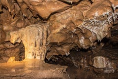 Crystal Cave is located near the Wisconsin/Minnesota Border in S stock images Crystal Cave is located near the Wisconsin/Minnesota Border in S stock images