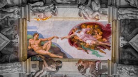 Création de travail d'Adam sur le plafond de dans la chapelle de Sistine à Vatican, Vatican Photo libre de droits Création de travail d'Adam sur le plafond de dans la chapelle de Sistine à Vatican, Vatican Photo libre de droits