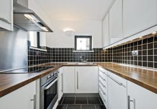 Cucina moderna immagine stock libera da diritti Cucina moderna immagine stock libera da diritti