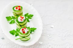 Cucumber Rolls Stuffed with Feta, Herbs, Capsicum and Black Olives royalty free stock photos Cucumber Rolls Stuffed with Feta, Herbs, Capsicum and Black Olives royalty free stock photos