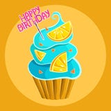 Cupcake met de blauwe plakken van de roomcitrusvrucht en het roze gelukkige verjaardag van letters voorzien vector illustratie Cupcake met de blauwe plakken van de roomcitrusvrucht en het roze gelukkige verjaardag van letters voorzien vector illustratie