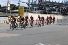 Cykla för övning för Triathlontriathletessport sunt royaltyfri bild Cykla för övning för Triathlontriathletessport sunt royaltyfri bild