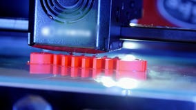 3D drukarki dzia?ania zako?czenie up Automatyczna tr?jwymiarowa 3d drukarka wykonuje klingeryt Nowo?ytny 3D drukarki drukowa? zbiory 3D drukarki dzia?ania zako?czenie up Automatyczna tr?jwymiarowa 3d drukarka wykonuje klingeryt Nowo?ytny 3D drukarki drukowa? zbiory