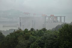 Das Grosste Wasserkraftwerk In Der Welt Three Gorge Dam Auf Dem Jangtse In China Stockfoto Bild Von Jangtse China