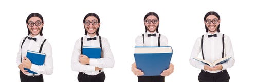 Das junge lustige Mann woth Buch lokalisiert auf Weiß lizenzfreie stockfotografie Das junge lustige Mann woth Buch lokalisiert auf Weiß lizenzfreie stockfotografie