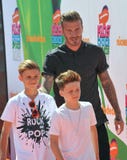 David Beckham u. Romeo James Beckham u. Cruz David Beckham lizenzfreie stockfotografie David Beckham u. Romeo James Beckham u. Cruz David Beckham lizenzfreie stockfotografie