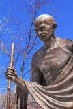 DC Вашингтона строки посольства посольства статуи Ганди индийский Стоковая Фотография DC Вашингтона строки посольства посольства статуи Ганди индийский Стоковая Фотография