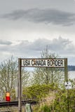 14 de abril de 2019 - Surrey, Columbia Británica: Muestra de frontera ferroviaria de BNRR LOS E.E.U.U. Canadá fotografía de archivo 14 de abril de 2019 - Surrey, Columbia Británica: Muestra de frontera ferroviaria de BNRR LOS E.E.U.U. Canadá fotografía de archivo