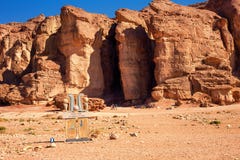 De Beroemde Solomons-Pijlers in het Nationale Park van Timna, Israël royalty-vrije stock afbeeldingen De Beroemde Solomons-Pijlers in het Nationale Park van Timna, Israël royalty-vrije stock afbeeldingen