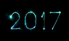 2017 de gelukkige sterretjes van het Nieuwjaarvuurwerk Royalty-vrije Stock Foto 2017 de gelukkige sterretjes van het Nieuwjaarvuurwerk Royalty-vrije Stock Foto
