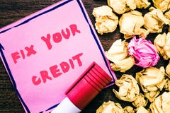 De handschrifttekst bevestigt Uw Krediet De conceptenbetekenis houdt saldi op creditcards en ander krediet laag stock afbeeldingen De handschrifttekst bevestigt Uw Krediet De conceptenbetekenis houdt saldi op creditcards en ander krediet laag stock afbeeldingen