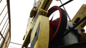 De hefbomen van de oliepomp het Werken De hefbomen van de oliepomp het Werken