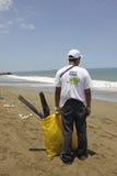 De internationale Kustactiviteit van de schoonmaakbeurtdag in het strand van La Guaira, Vargas-Staat Venezuela stock afbeeldingen De internationale Kustactiviteit van de schoonmaakbeurtdag in het strand van La Guaira, Vargas-Staat Venezuela stock afbeeldingen