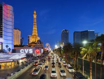 1 de junio de 2016 tira de Las Vegas en la oscuridad en Nevada, Las Vegas, los E.E.U.U. fotos de archivo libres de regalías 1 de junio de 2016 tira de Las Vegas en la oscuridad en Nevada, Las Vegas, los E.E.U.U. fotos de archivo libres de regalías