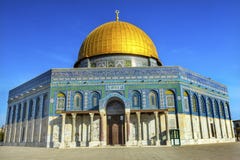 De koepel van de Tempel van de Rots Islamitische Moskee zet Jeruzalem Israël op Royalty-vrije Stock Afbeeldingen De koepel van de Tempel van de Rots Islamitische Moskee zet Jeruzalem Israël op Royalty-vrije Stock Afbeeldingen