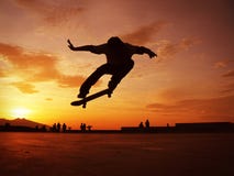 De Markt van de Staat van Skateboarder silhouette stock fotografie De Markt van de Staat van Skateboarder silhouette stock fotografie