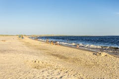 De mensen genieten van het mooie strand in recente middag bij Dauphin I royalty-vrije stock fotografie De mensen genieten van het mooie strand in recente middag bij Dauphin I royalty-vrije stock fotografie