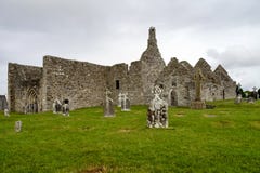 De oude kloosterstad van Clonmacnoise in Ierland royalty-vrije stock afbeeldingen De oude kloosterstad van Clonmacnoise in Ierland royalty-vrije stock afbeeldingen