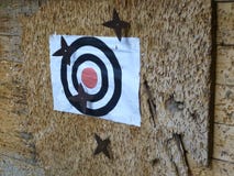 De Praktijk van Shurikenninja Throwing Star Target, Shiga Japan royalty-vrije stock fotografie De Praktijk van Shurikenninja Throwing Star Target, Shiga Japan royalty-vrije stock fotografie