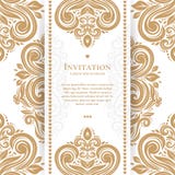 De uitstekende groetkaart met gouden doorbladert royalty-vrije illustratie De uitstekende groetkaart met gouden doorbladert royalty-vrije illustratie