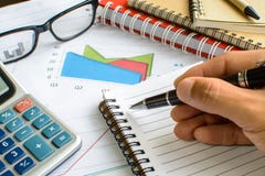 De van het bedrijfs bureaubureau financiële boekhouding berekent stock foto's De van het bedrijfs bureaubureau financiële boekhouding berekent stock foto's