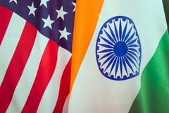 De Vlag van de V.S. en de vlag van de Republiek India Relaties tussen de landen royalty-vrije stock afbeelding De Vlag van de V.S. en de vlag van de Republiek India Relaties tussen de landen royalty-vrije stock afbeelding
