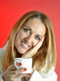De Vrouw van Beautuful met kop van Koffie Stock Afbeeldingen De Vrouw van Beautuful met kop van Koffie Stock Afbeeldingen