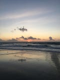 De Zonsopgang van het strand Zo heilig royalty-vrije stock foto De Zonsopgang van het strand Zo heilig royalty-vrije stock foto