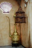 Dekorationssatz, welche orientalischer Lampe und aus Vogelkäfig, Ostmotiven besteht lizenzfreie stockfotos Dekorationssatz, welche orientalischer Lampe und aus Vogelkäfig, Ostmotiven besteht lizenzfreie stockfotos