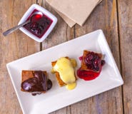 Cake selection: chocolate cake, vanilla cake and cherry cake. Royalty Free Stock Photography Cake selection: chocolate cake, vanilla cake and cherry cake. Royalty Free Stock Photography