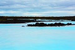 Den geotermiska badsemesterorten för blå lagun i Island Den berömda blåa lagun nära Reykjavik, Island arkivbild Den geotermiska badsemesterorten för blå lagun i Island Den berömda blåa lagun nära Reykjavik, Island arkivbild
