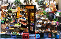 Departamento de tienda de comestibles italiano en Florencia fotos de archivo Departamento de tienda de comestibles italiano en Florencia fotos de archivo