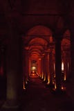 Der Basilika-Zisternen-versunkene Palast oder die versunkene Zisterne, ist mehrerer hundert alter Zisternen das größte, die unter lizenzfreie stockbilder Der Basilika-Zisternen-versunkene Palast oder die versunkene Zisterne, ist mehrerer hundert alter Zisternen das größte, die unter lizenzfreie stockbilder